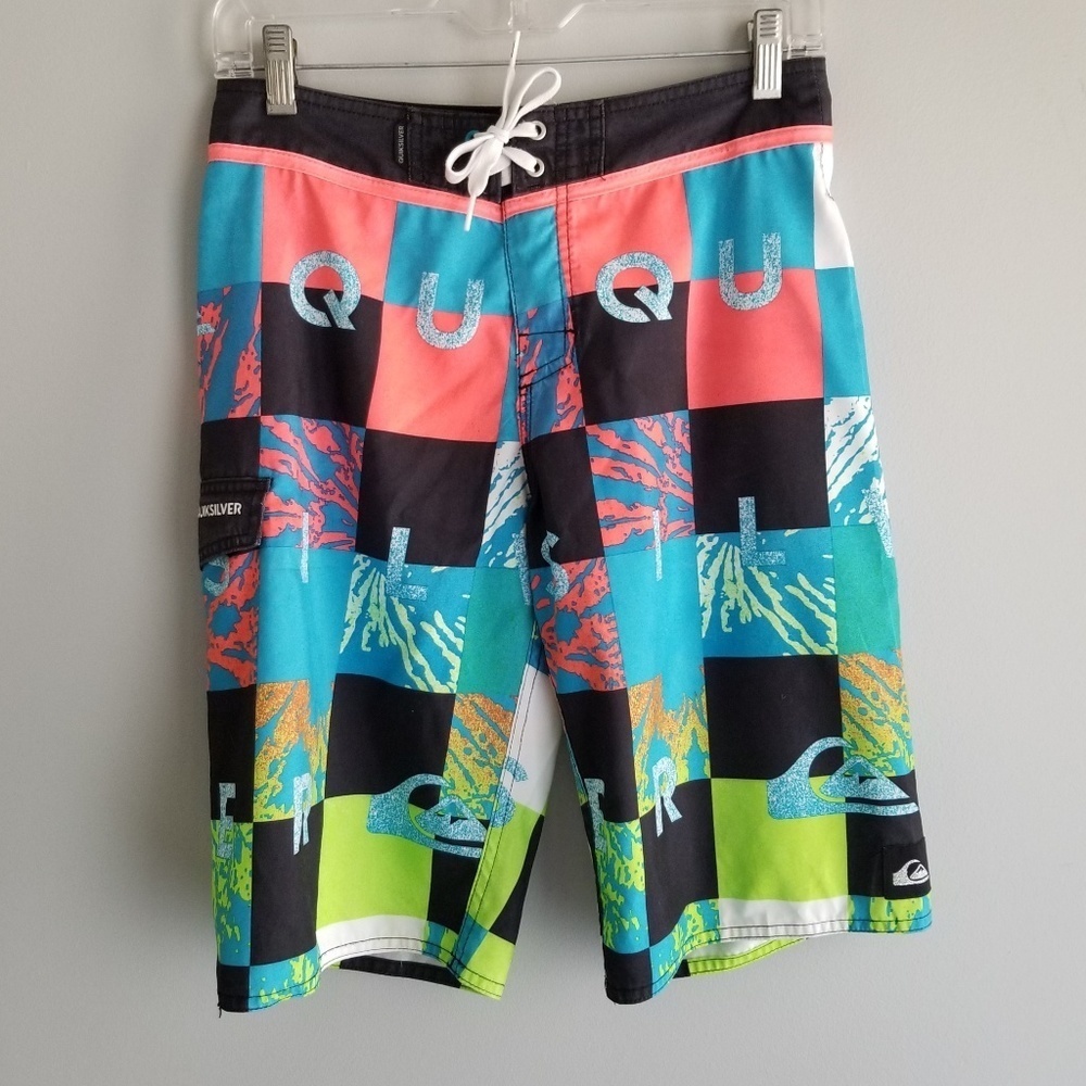 QUICKSILVER Board Shorts Size 28